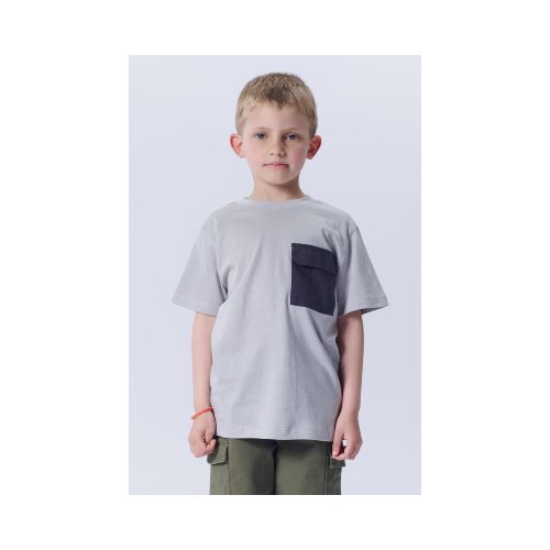 Remera Con Bolsillo Contraste - Gris