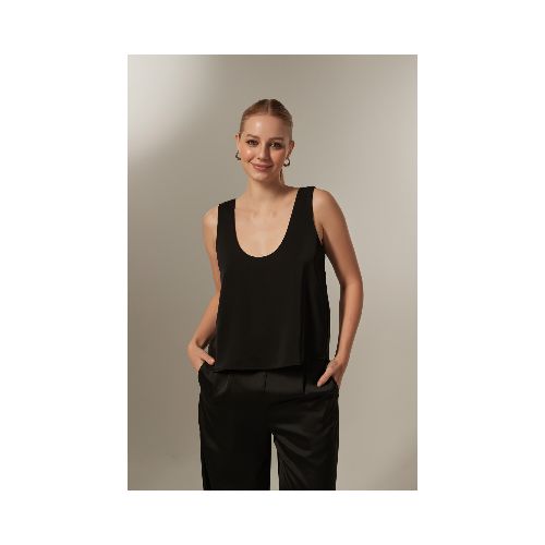 Musculosa Absi - Negro