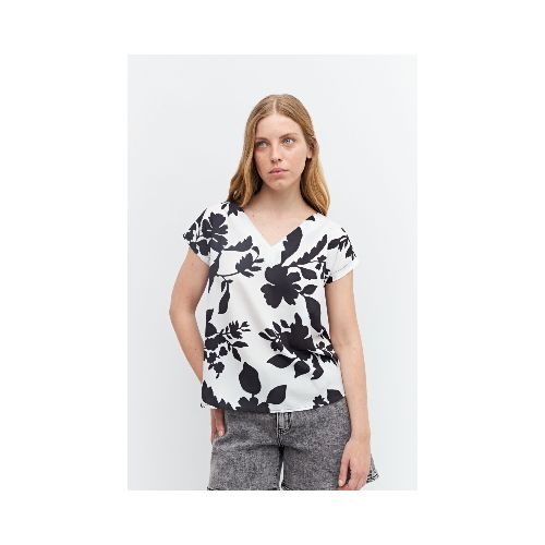 Blusa frente estampado - negro