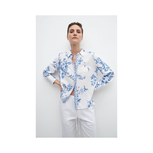 Camisa con estampa floral - azul regata