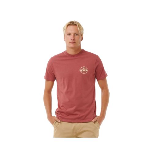 Remera Rip Curl Staple Tee - Rojo — La Isla / RACKS LTDA