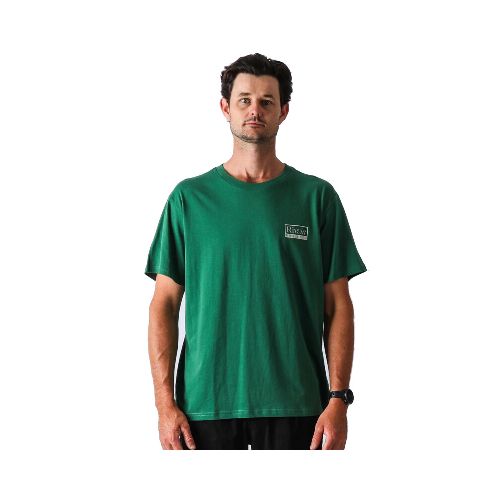 Remera Rivvia Equal Verde — La Isla / RACKS LTDA