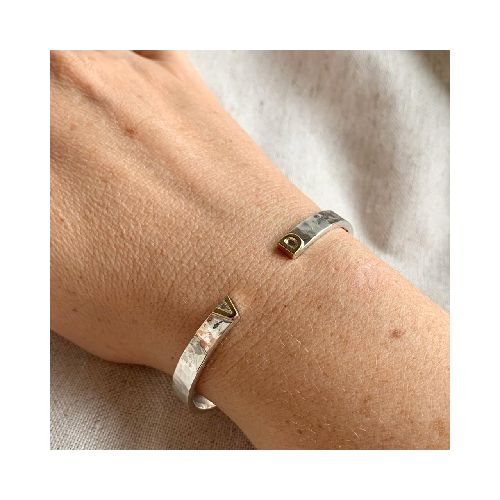 Brazalete Abierto con iniciales - Cindy Kleist