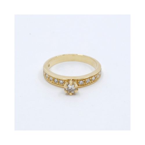 Anillo En Oro 18K Amarillo Con Brillantes — Facello Joyeros