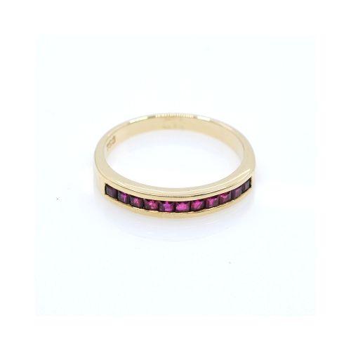 Anillo en oro 18k amarillo y rubies corte carre — Facello Joyeros