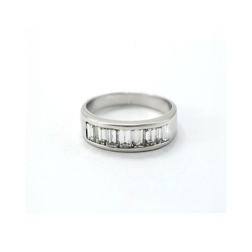 Anillo Oro 18K Blanco Y 7 Brillantes Baguettes — Facello Joyeros