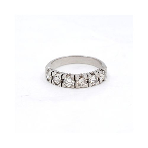 Anillo Medio Sin Fin En Oro Blanco 18K — Facello Joyeros