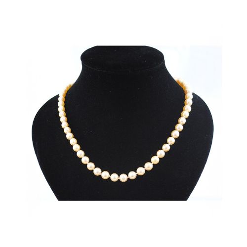 Collar Perlas De Cultivo Con Broche De Oro 18K, Brillantes, Diamantes Y Esmeraldas 78 Cm De Largo — Facello Joyeros