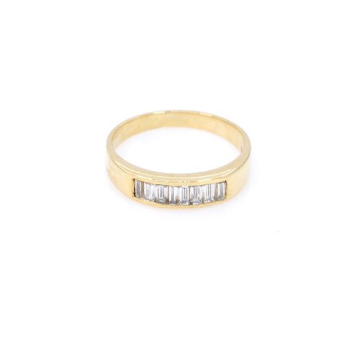 Anillo medio sin fin en oro 18k y brillantes baguettes — Facello Joyeros