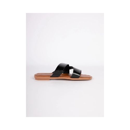 SANDALIA PADDOCK MARSALA - NEGRO