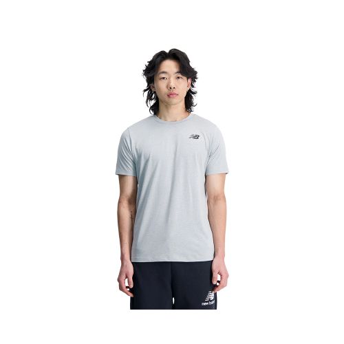 Remera New Balance Tenacity - Gris — Fitpoint