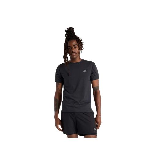 Remera New Balance Essentials - Negro — Fitpoint