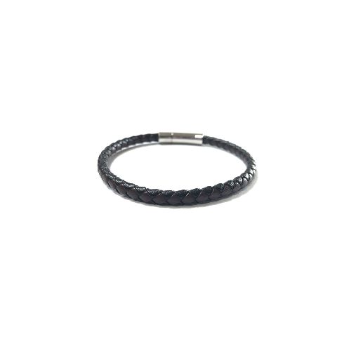 Pulsera cuerina trenzada negra con hebilla — Mis Petates