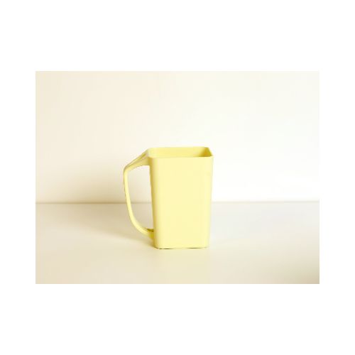 VASO PLÁSTICO CUADRADO CON ASA (VERDE CLARO/420 ML) — MUMUSO